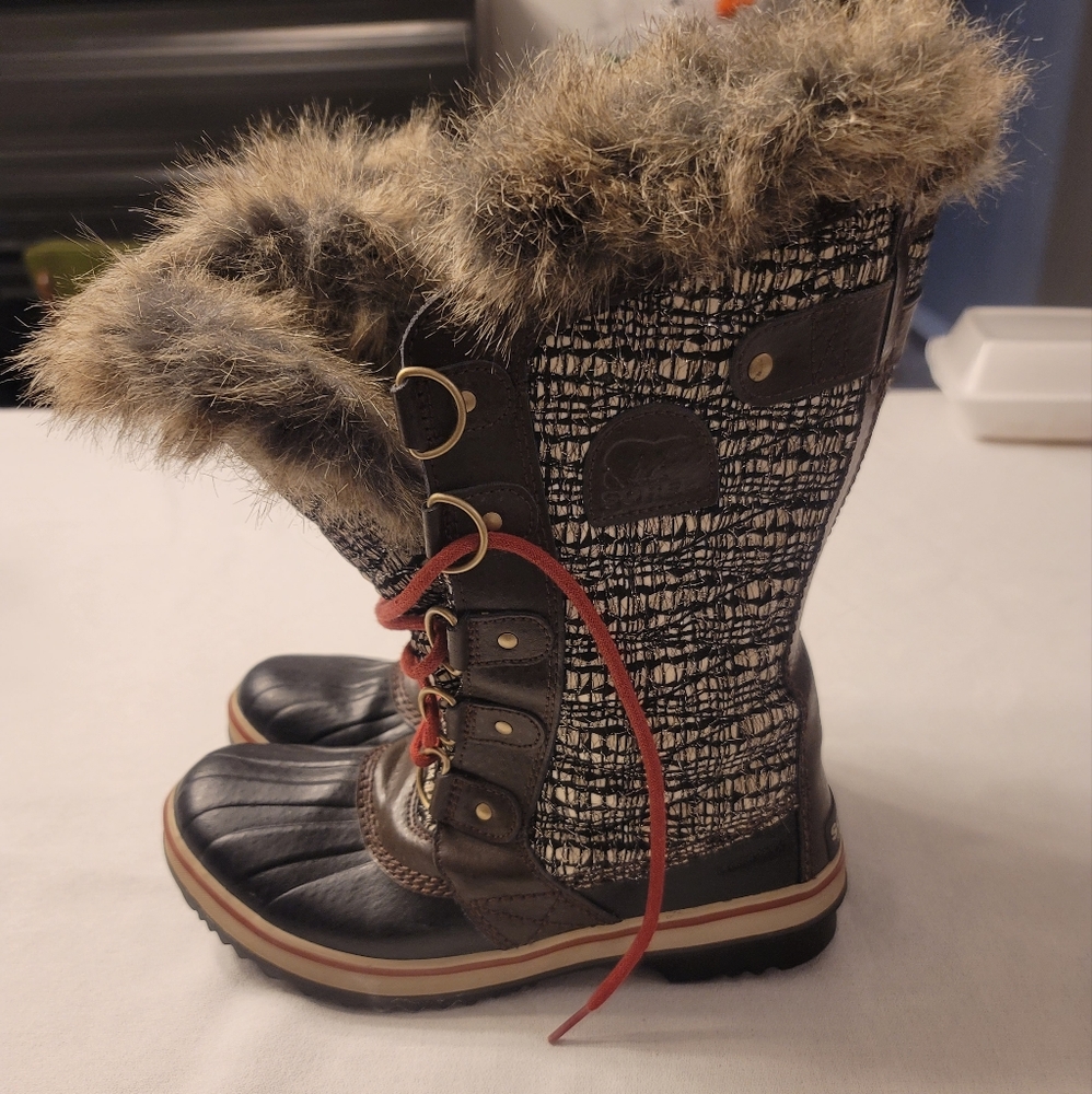 Sorel Snow Boots